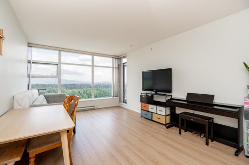 2801-3102 Windsor Gate, Coquitlam, BC 