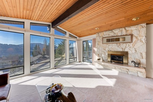 3 Crawford Bay  Port Moody, BC V3H 3N3