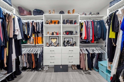 1041 Stewart Avenue, Coquitlam, BC 