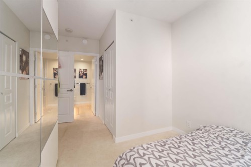 1502-3096 Windsor Gate, Coquitlam, BC 
