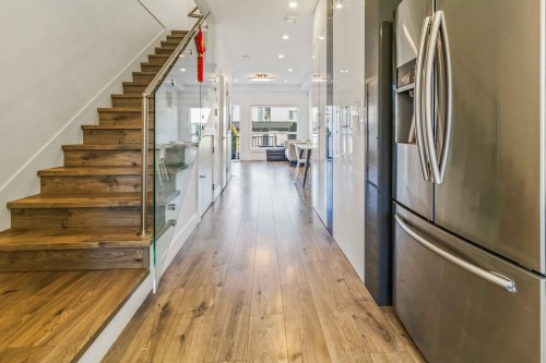102-7088 Sperling Avenue, Burnaby, BC 