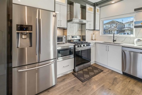 102-7088 Sperling Avenue, Burnaby, BC 