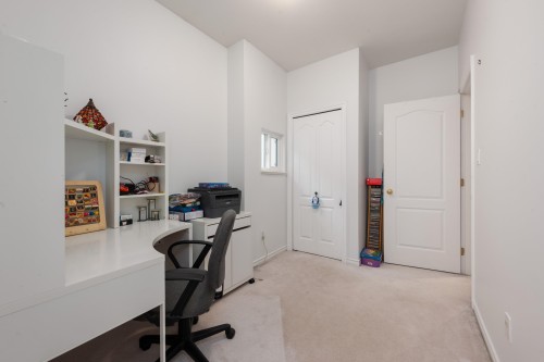 2423 4Th Avenue E, Vancouver, BC 