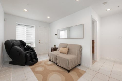 2423 4Th Avenue E, Vancouver, BC 