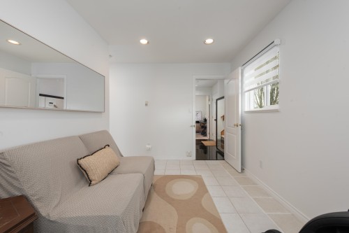 2423 4Th Avenue E, Vancouver, BC 