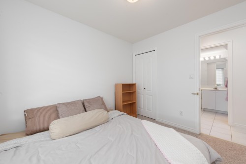 2423 4Th Avenue E, Vancouver, BC 