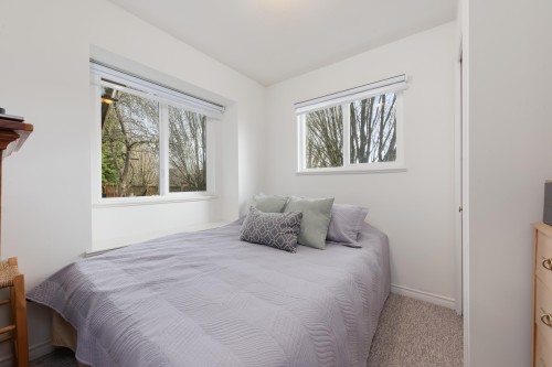 2423 4Th Avenue E, Vancouver, BC 