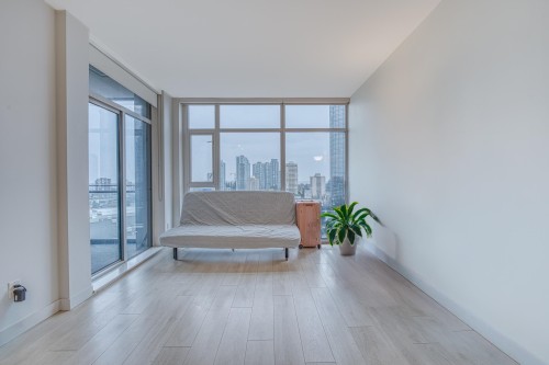 1711-6098 Station Street, Burnaby, BC 