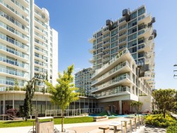 1106-2221 30th Avenue E Vancouver, BC V5N 0G6