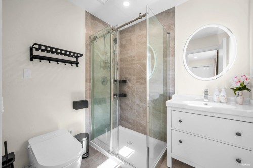 2662 Chelsea Place, West Vancouver, BC 