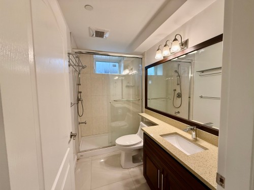 3507 45 Avenue E, Vancouver, BC 