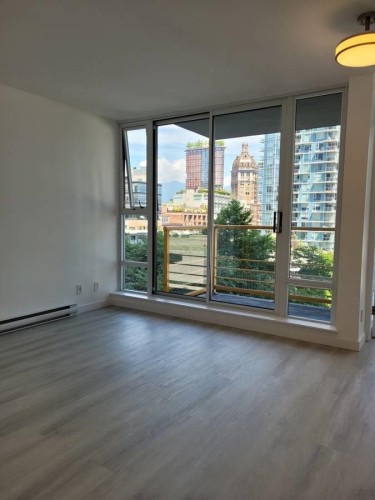 131 Regiment Square, Vancouver, BC 