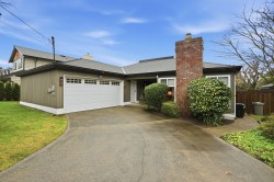 5225 4 Avenue  Delta, BC V4M 1G8