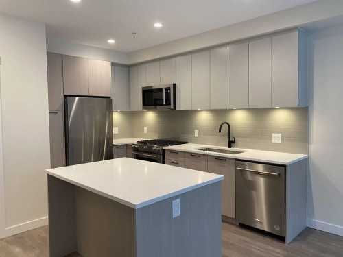 708 Lea Avenue, Coquitlam, BC 