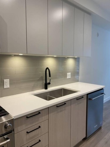 708 Lea Avenue, Coquitlam, BC 