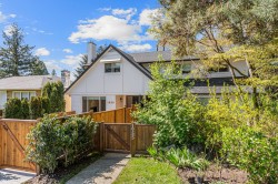 1955 Chesterfield Avenue  North Vancouver, BC V7M 2P4