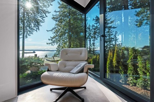 4166 Rose Crescent, West Vancouver, BC 