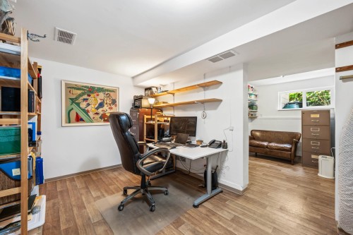 935 Stardale Avenue, Coquitlam, BC 