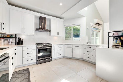 6982 Barnard Drive, Richmond, BC 