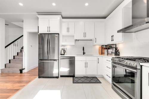 6982 Barnard Drive, Richmond, BC 