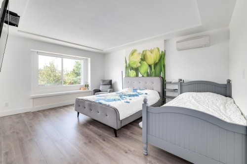 6982 Barnard Drive, Richmond, BC 