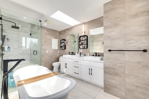 6982 Barnard Drive, Richmond, BC 