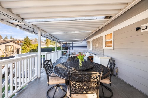 404 15Th Street E, North Vancouver, BC 