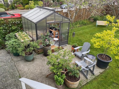 404 15Th Street E, North Vancouver, BC 