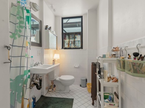 709-175 Broadway E, Vancouver, BC 