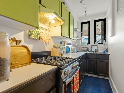 709-175 Broadway E, Vancouver, BC 