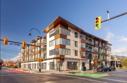 204-1633 Tatlow Avenue  North Vancouver, BC V7P 2Z8