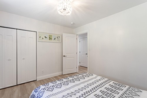 1111 Gilston Road, West Vancouver, BC 
