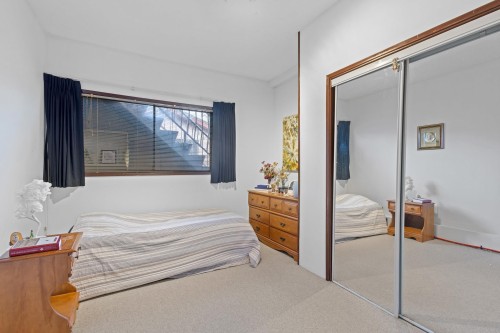 2225 35Th Avenue E, Vancouver, BC 