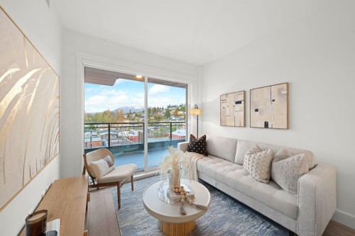 419-4788 Hastings Street  Burnaby, BC V5C 0P4