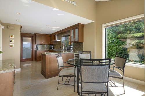 5267 Aspen Drive, West Vancouver, BC 