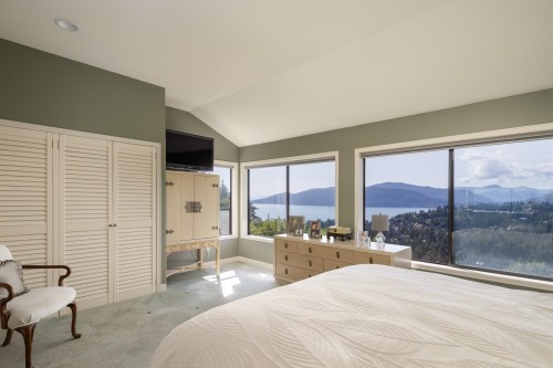 5267 Aspen Drive, West Vancouver, BC 