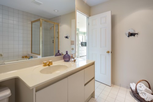 5267 Aspen Drive, West Vancouver, BC 