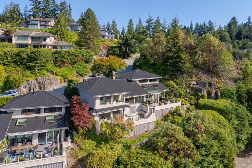 5267 Aspen Drive, West Vancouver, BC 