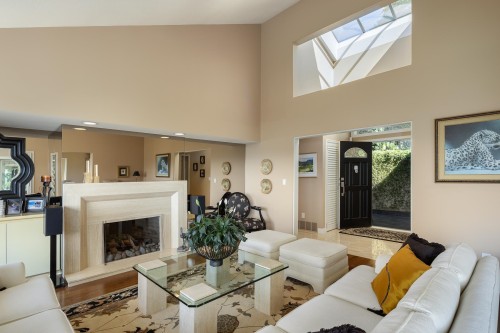 5267 Aspen Drive, West Vancouver, BC 