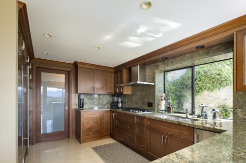 5267 Aspen Drive, West Vancouver, BC 