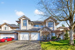23706 Tamarack Lane  Maple Ridge, BC V2W 1B4
