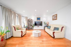 3609 Turner Street  Vancouver, BC V5K 2J2