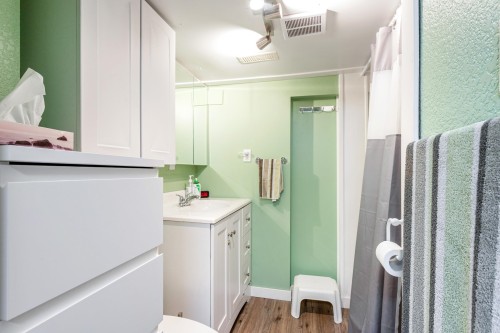 8918 Ganymede Place, Burnaby, BC 