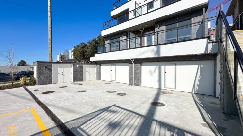 1-3800 Pender Street, Burnaby, BC 