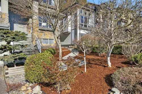 98 Linden Court  Port Moody, BC V3H 5C2