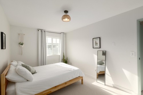 726 Vernon Drive, Vancouver, BC 