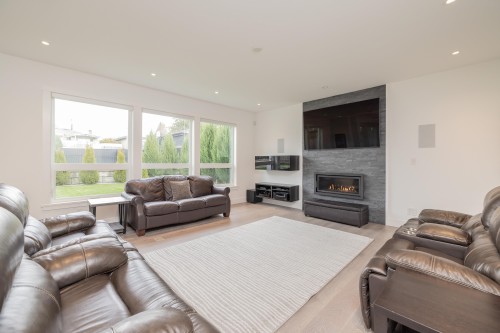 7139 Paulus Crescent, Burnaby, BC 