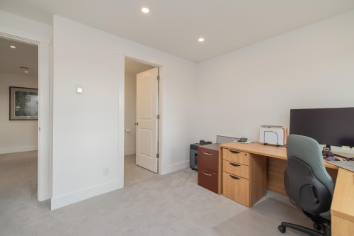 7139 Paulus Crescent, Burnaby, BC 