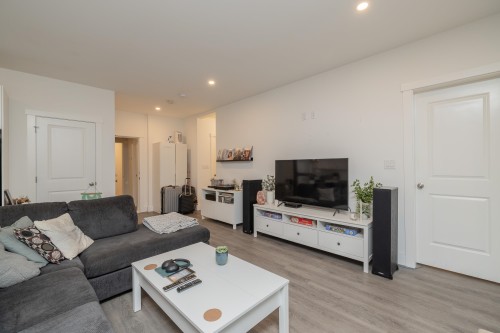 7139 Paulus Crescent, Burnaby, BC 