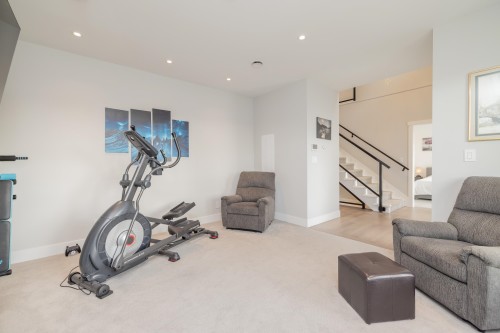 7139 Paulus Crescent, Burnaby, BC 